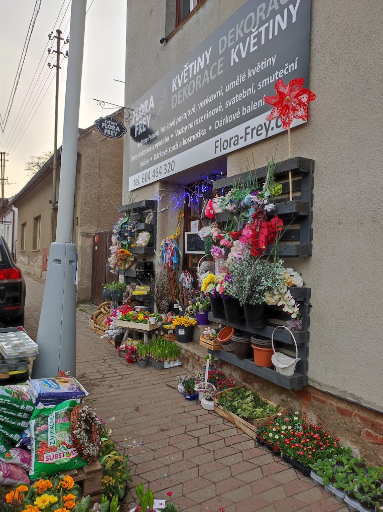 Náš obchůdek v Libčicích nad Vltavou