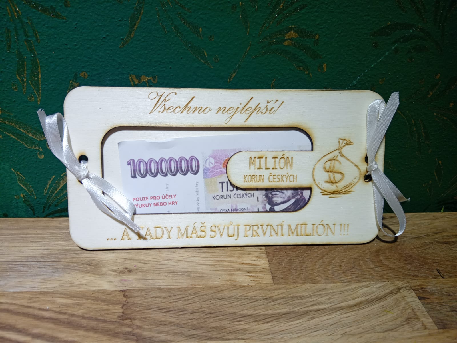 Dřevěná obálka k narozeninám 