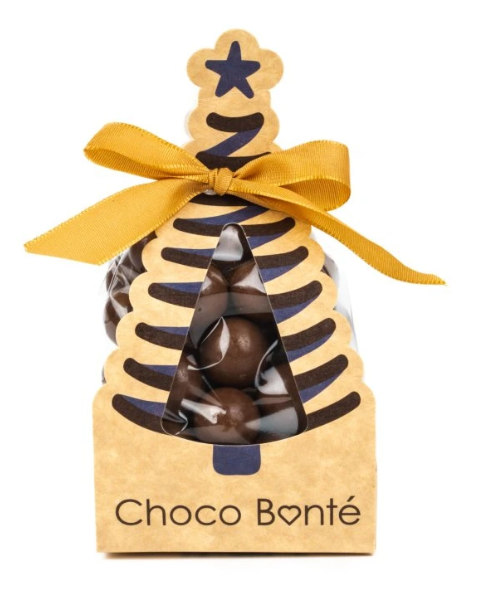 Vánoční stromeček - mléčné lískové ořechy