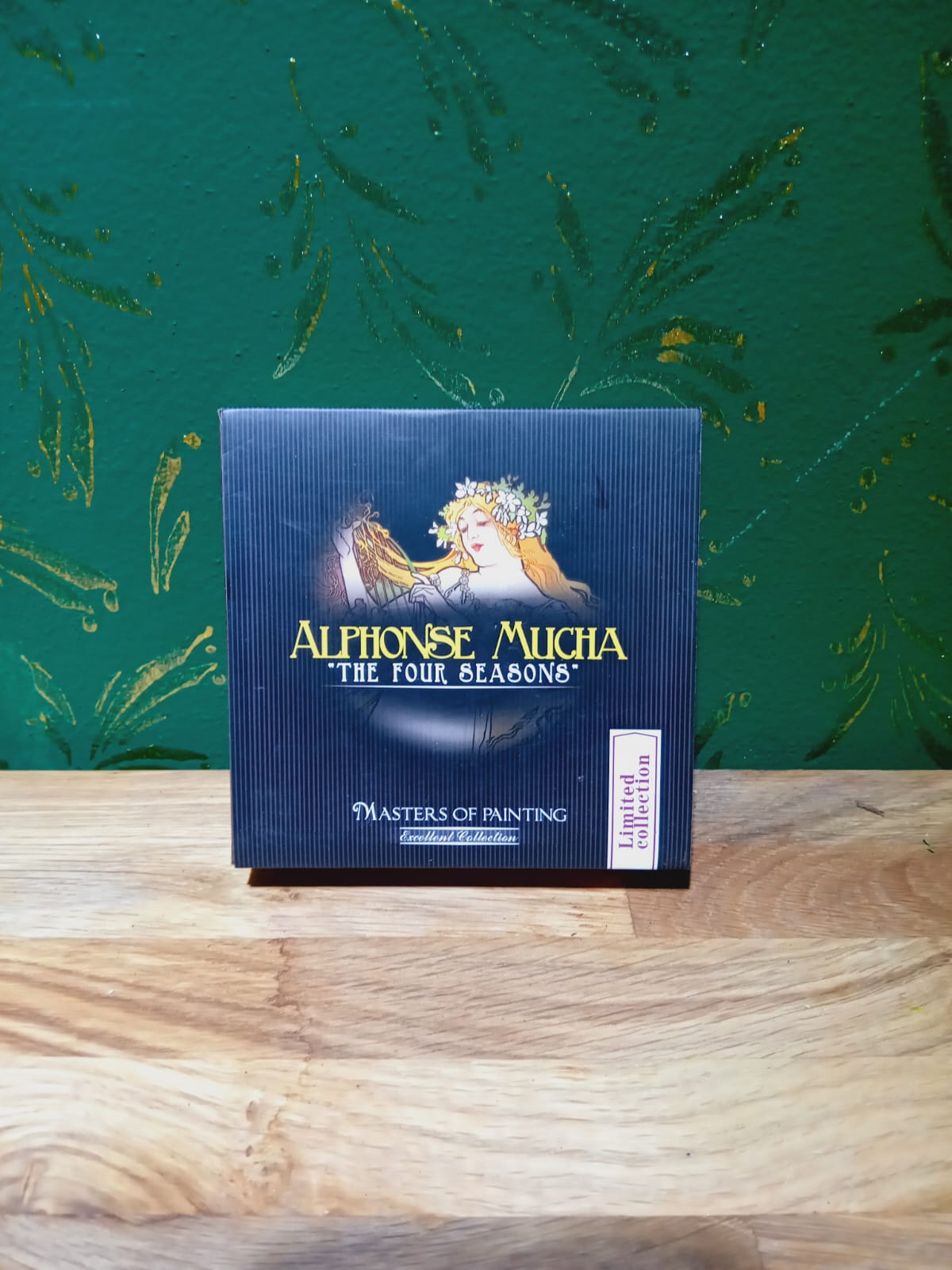 Talířek - A. Mucha 