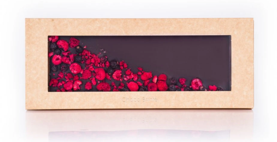 Hořká čokoláda s malinou a černým rybízem