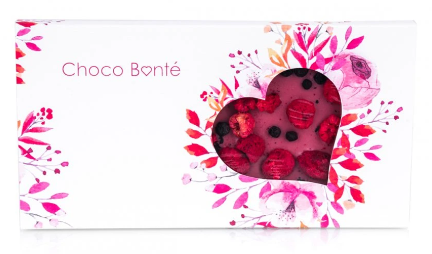 Růžová čokoláda s malinami a borůvkami - srdce