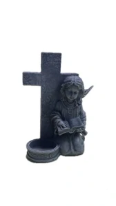 Dekorace Anděl u kříže s knihou