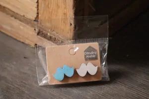 Dřevěné naušnice - dvojbarevný knírek