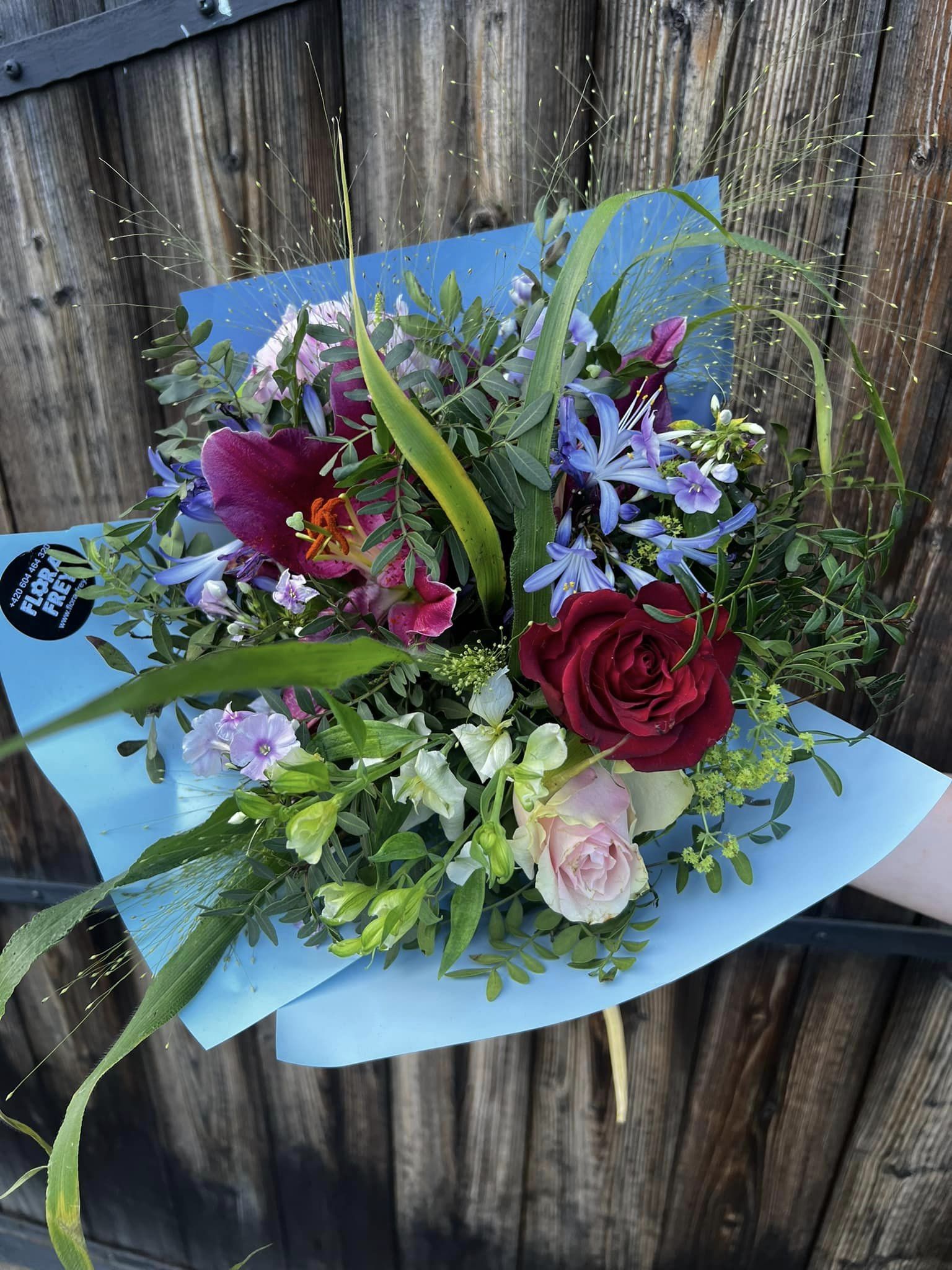 Vázaná kytice - louka