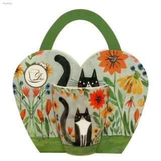 Hrnek 360 ml v srdci - Kočky na louce